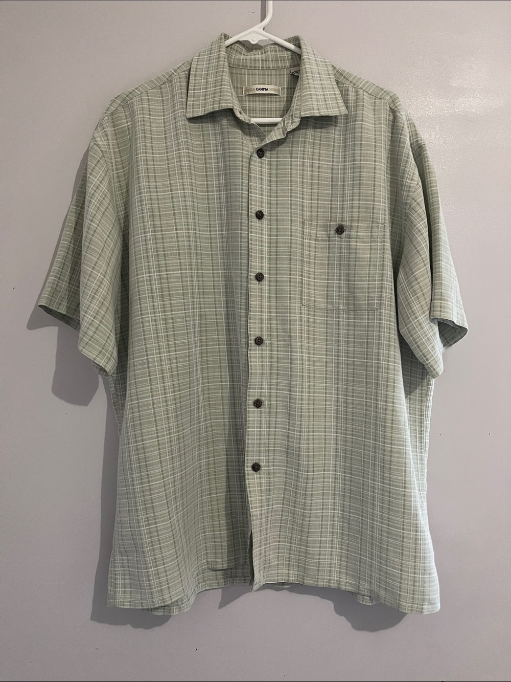 Men's Short-Sleeve Button-Down Shirt in Light Sage Plaid